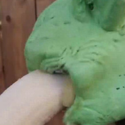 Yoda Eat Banana scene still 2